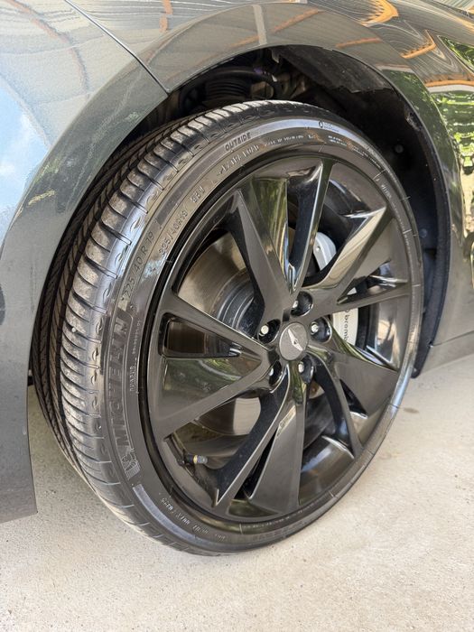Genesis G70 3.3 Twin Turbo 4AWD!