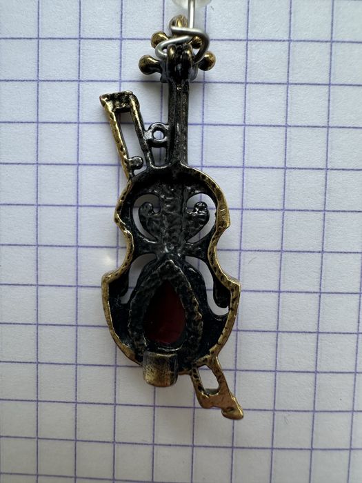 Брошка кулон скрипка