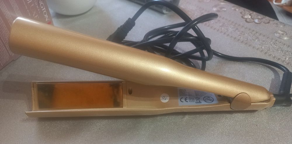 Маша в гаранция /преса/за къдрици