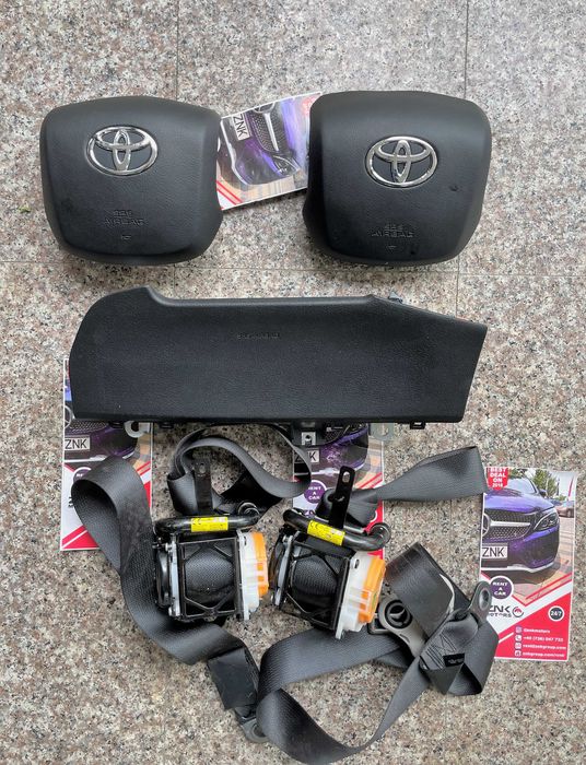 Toyota Hilux kit airbag volan / genunchi / set centuri de siguranta
