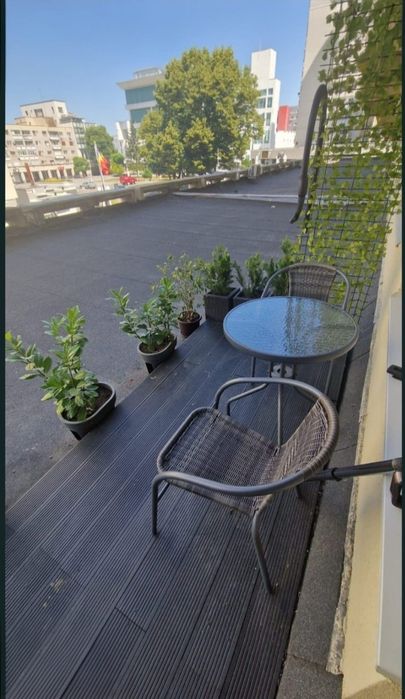 Vand apartament 2 camere Centru Nou etaj 1