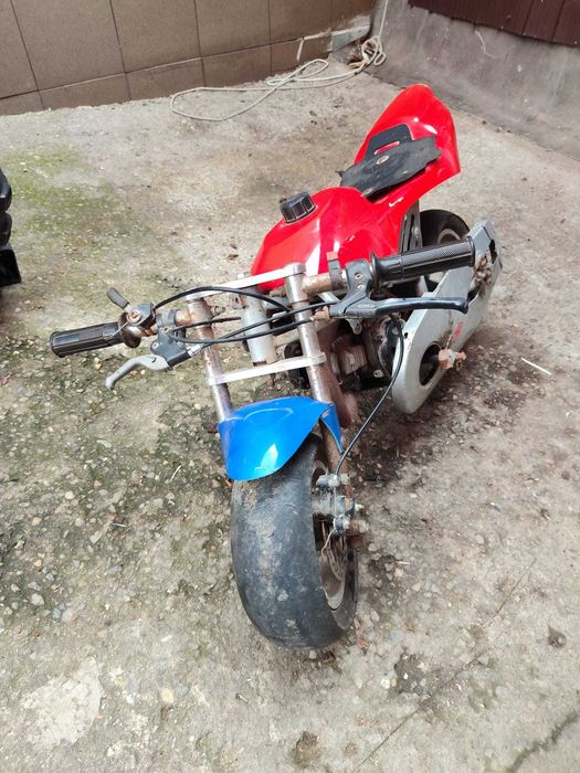 Motocicleta de copii