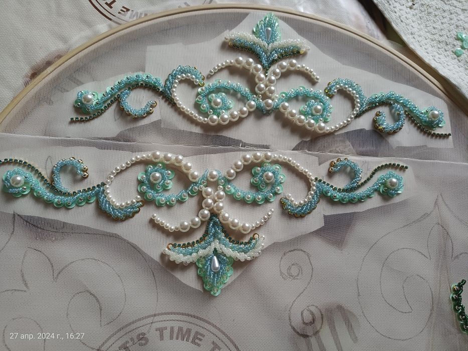 Вышивка бисерная для платков ,кажекей ,шапан.