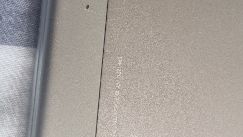 Таблет самаунг  а8