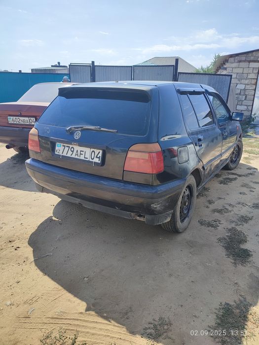 Продам машину Фольксваген гольф 3