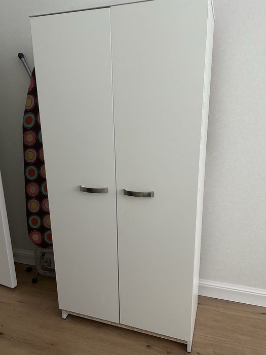 Продам небольшой шкаф