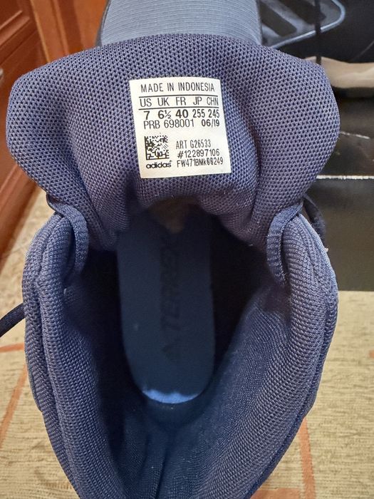 Adidas Terrex,номер 40