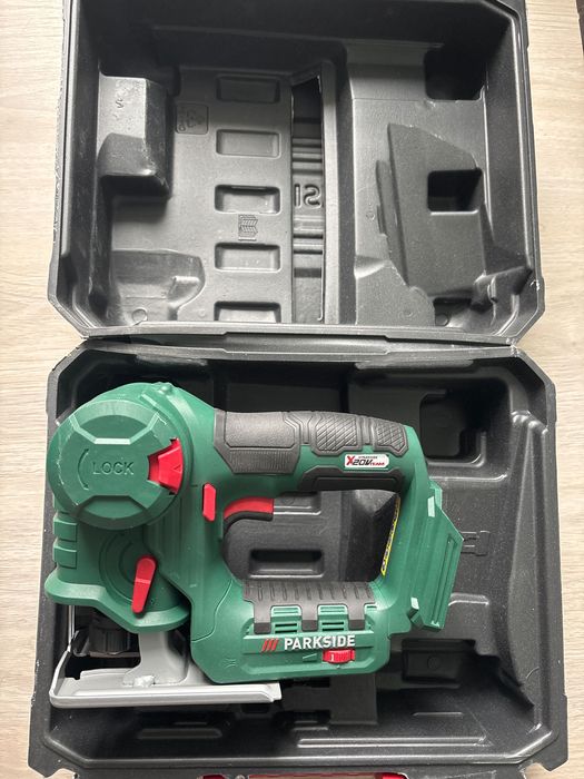 Parkside прободен трион