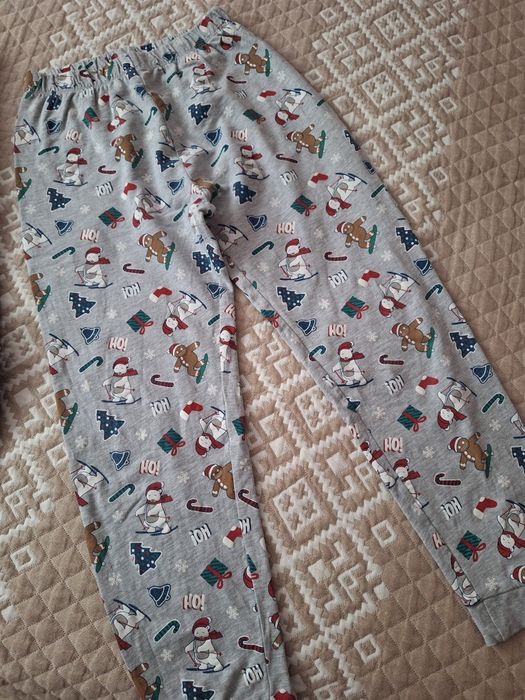 Продам пижаму новогоднюю