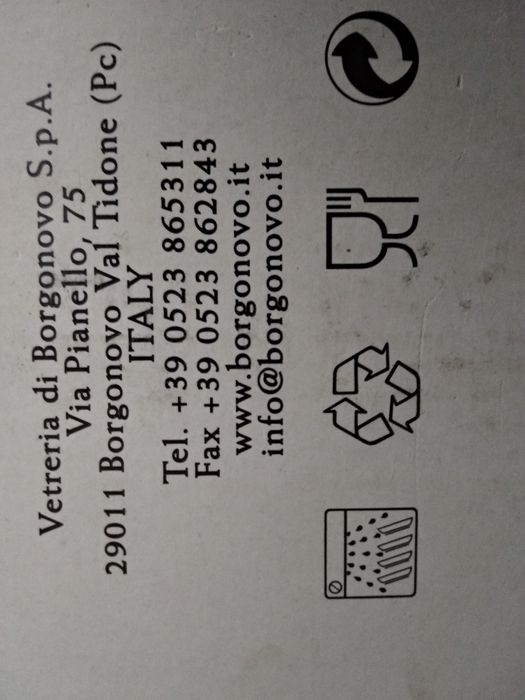 Уникален  подарък за Коледа-италиянски комплект-гарафа и 6 чаши