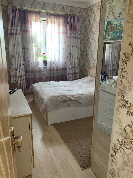 Продается свой, большой дом в Городе Джизаке, махалля Амир Тимура