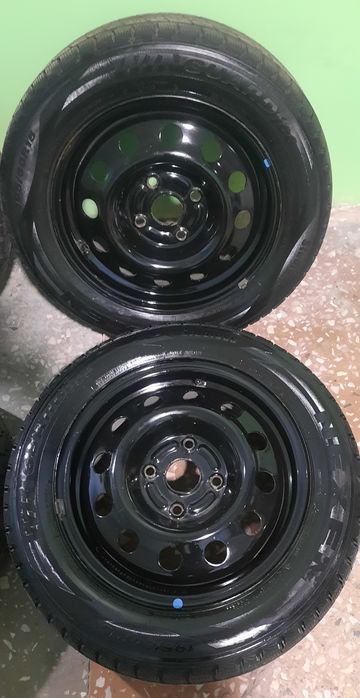 Продаю NEXEN диски+балони в отличном состояни