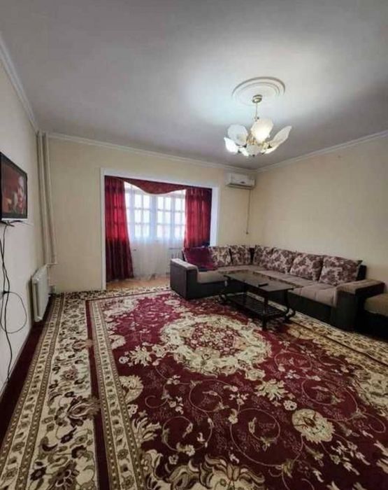 Квартира на Ц15 2/5/9 общ пл 60м с обстановкой