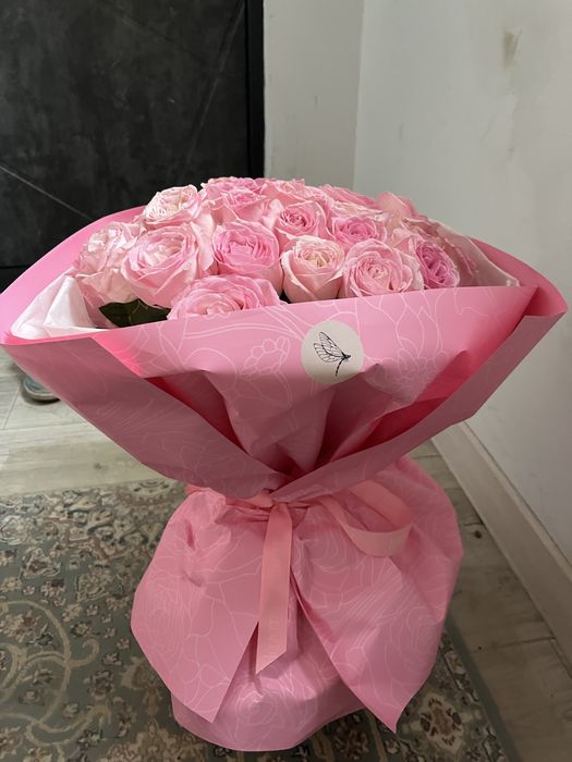 Букет из revel 35 роз