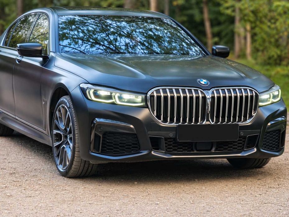 Автомобил под наем за бал, сватба и други специални събития