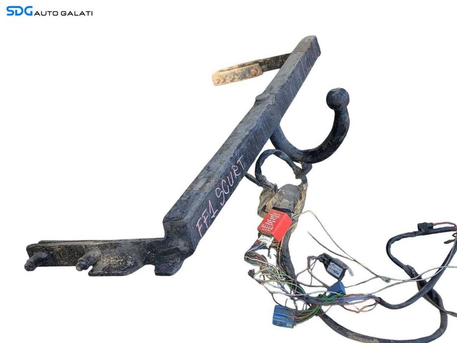 Cui Carlig Remorcare Tractare cu Instalatie Electrica Ford Focus 1 Hatchback Scurt 1998 - 2004 [LC1973]