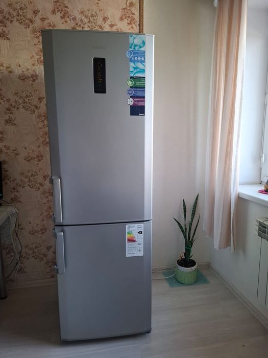 Продам холодильник Beko