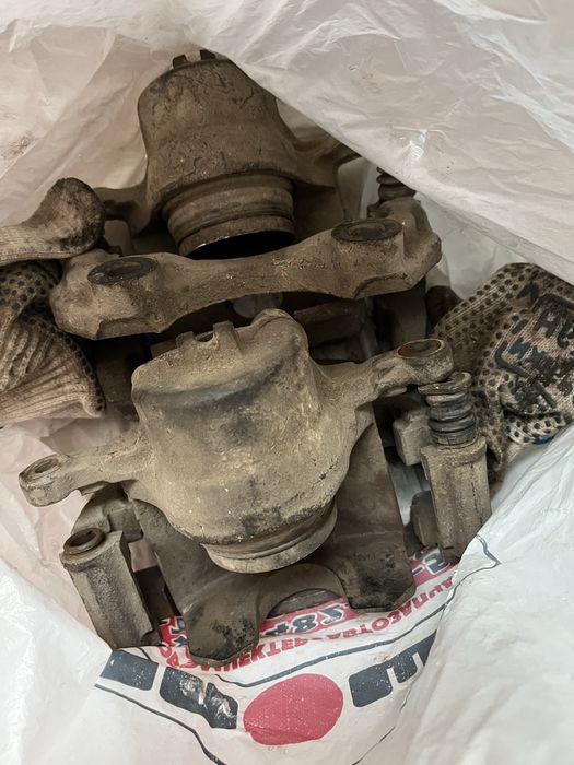 Продам суппорта на максима а32