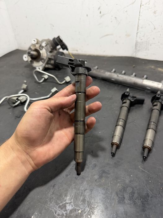 Kit injectie injectoare Audi A6 C6 2.0 TDI CAHA CAGB Euro 5 Kit injectie injectoare pompa inalta Audi A5 8T 2.0 TDI 2.0 TDI CAHA 03L130277