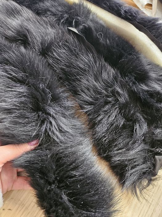 Продавам кожени яки за якета