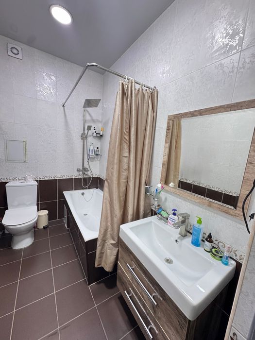 Срочно продаётся своя 3х комнатная квартира на Дархане