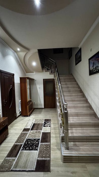 Сдается в Аренду Дом 3 соток  6 комнат