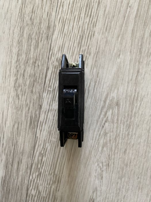 Рубильник Советский и автомат на 25А