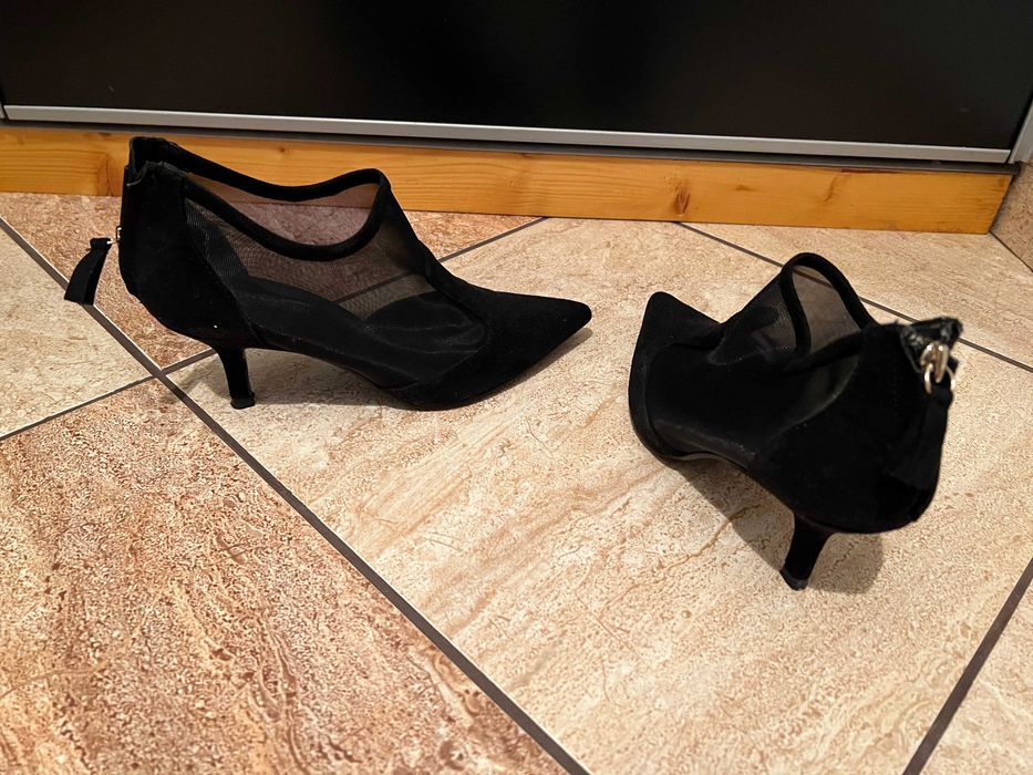 Pantof ZARA. marime 38