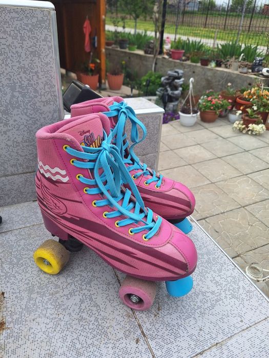 Кънки на Сой Луна