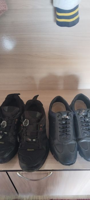 Продам кроссовки