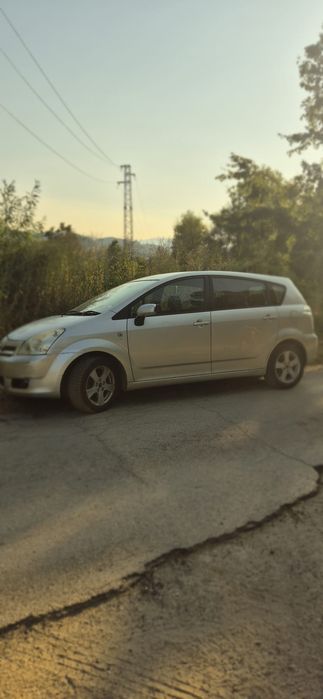 Продавам Toyota Corolla Verso