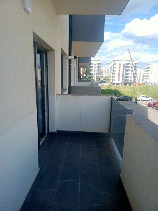 Închiriez apartament