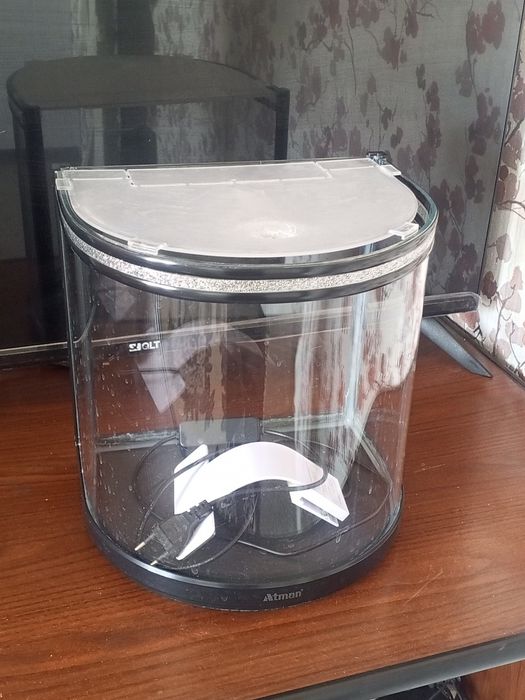 Продаётся аквариум