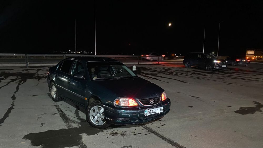 Продам Тойота авенсис