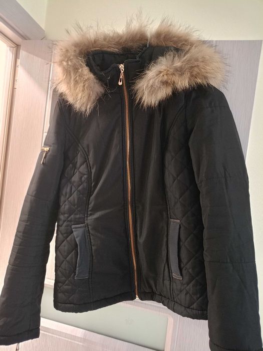 Зимно яке с естествен косъм