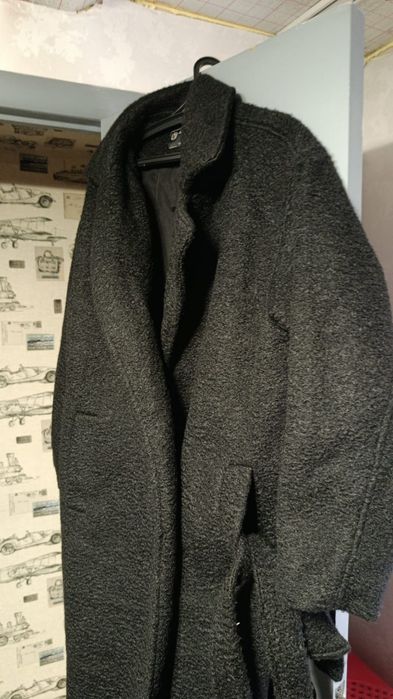 Продам пальто женское черное