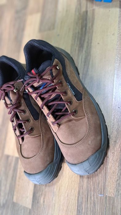 Работни с бомбе,кожени,нови-различни чифтове,размери от 38 до 48 номер