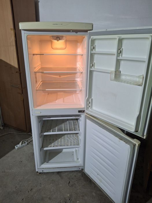 Не дорогой Холодильник LG  продам