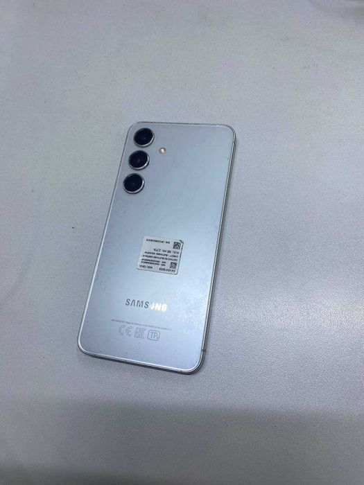 Samsung Galaxy S24 (отеген титова 45) лот 954701