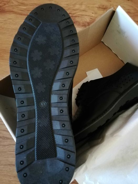 *Pantofi piele pt barbati, nr 41*