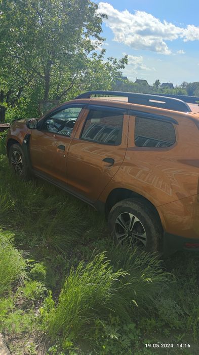 Автомобиль Рено Дастер