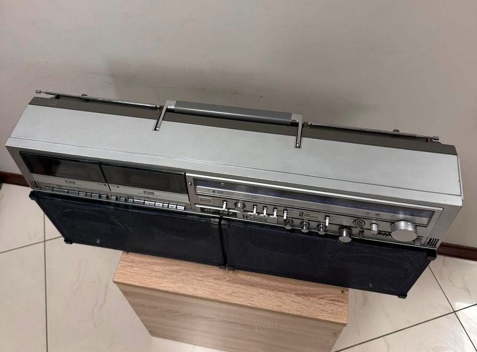ТОП ретро радиокасетофон SHARP GF-767 Z Boombox - профилактиран
