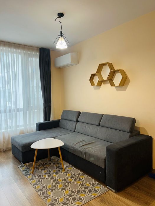 Дава се под наем Двустаен апартамент в Варна, Левски - 60 кв.м за 408 € - Снимка #2