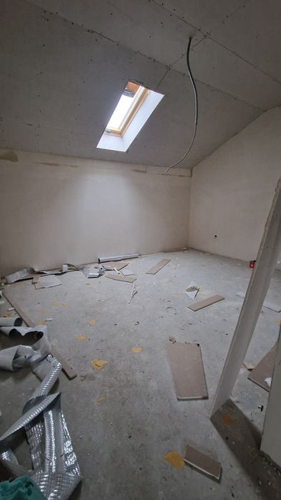 Comision 0! Apartament 2 camere decomandat la alb, Calea Cisnadiei.