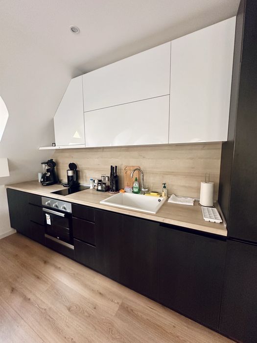 Апартамент за нощувки Супер център Бургас + Гараж