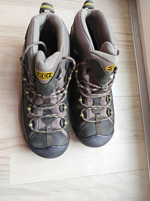 KEEN Мъжки зимни обувки (подходящи за преход и планина, 41 номер)