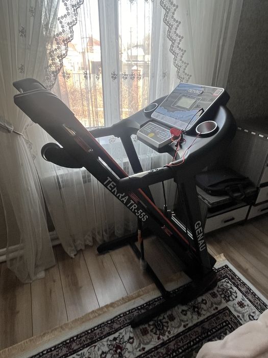 Продам беговую дорожку