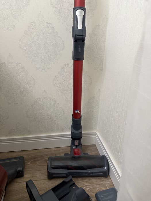 Пылесос вертикальный Tefal