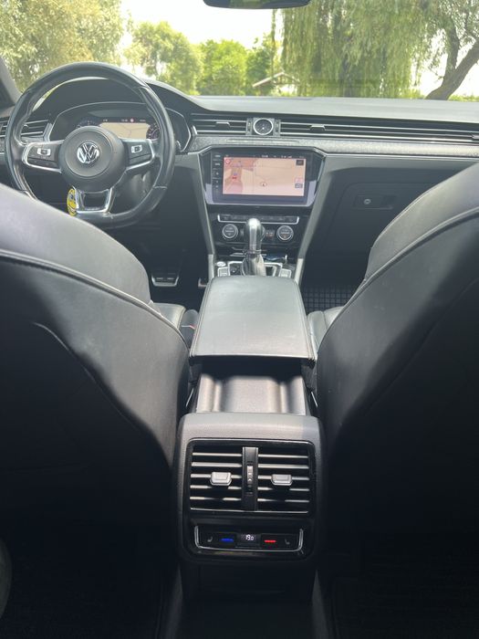 Volksvagen ARTEON R-Line