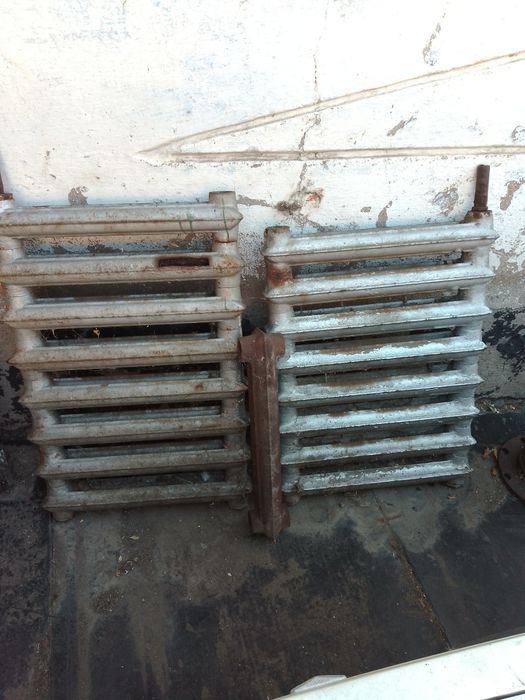 Две батареи по 8 секций